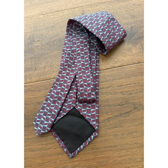 BOSS Hugo Boss Embroidered Geometric Pointed Silk Tie Made in Italy Red Men's - Picture 2 of 5